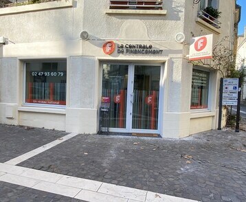 LA CENTRALE DE FINANCEMENT (CHINON)